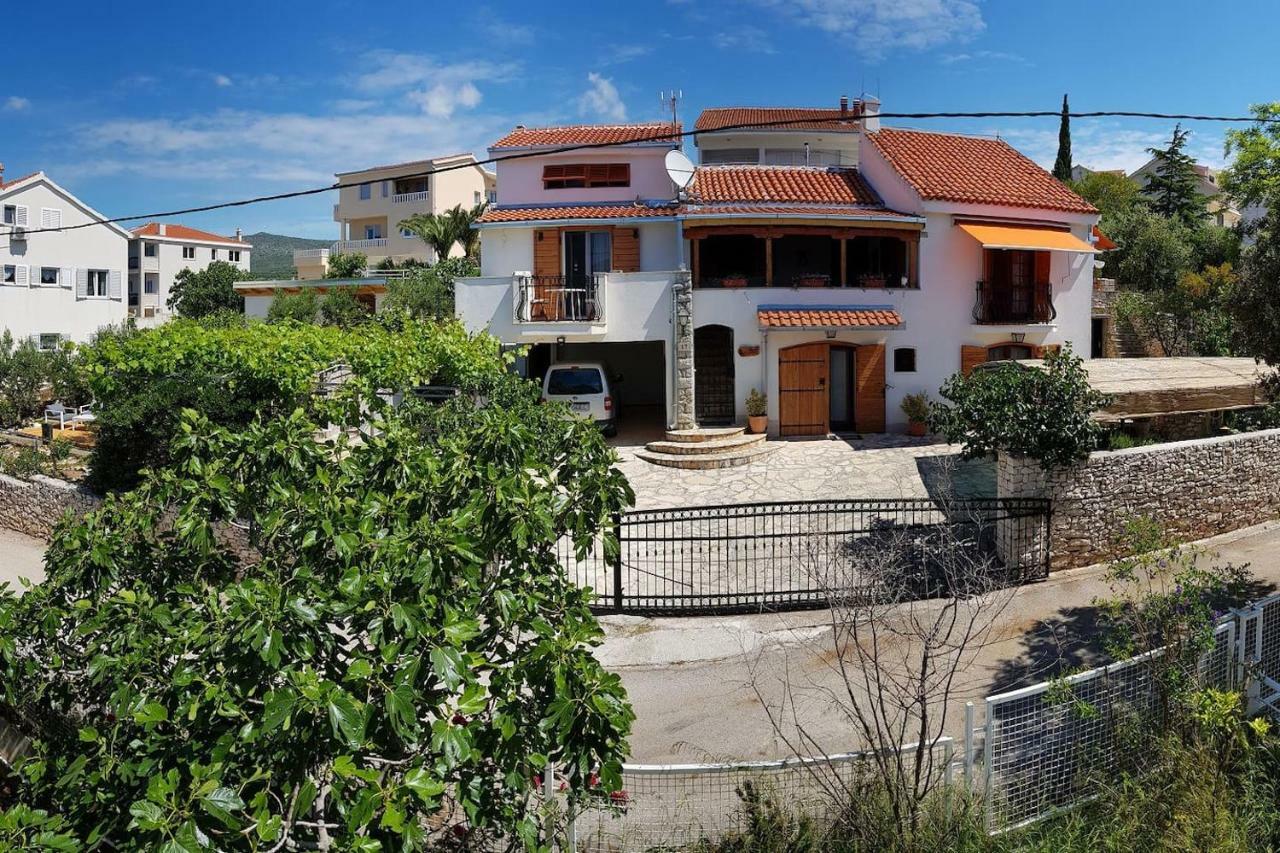 Oliva Apartament Seget Vranjica